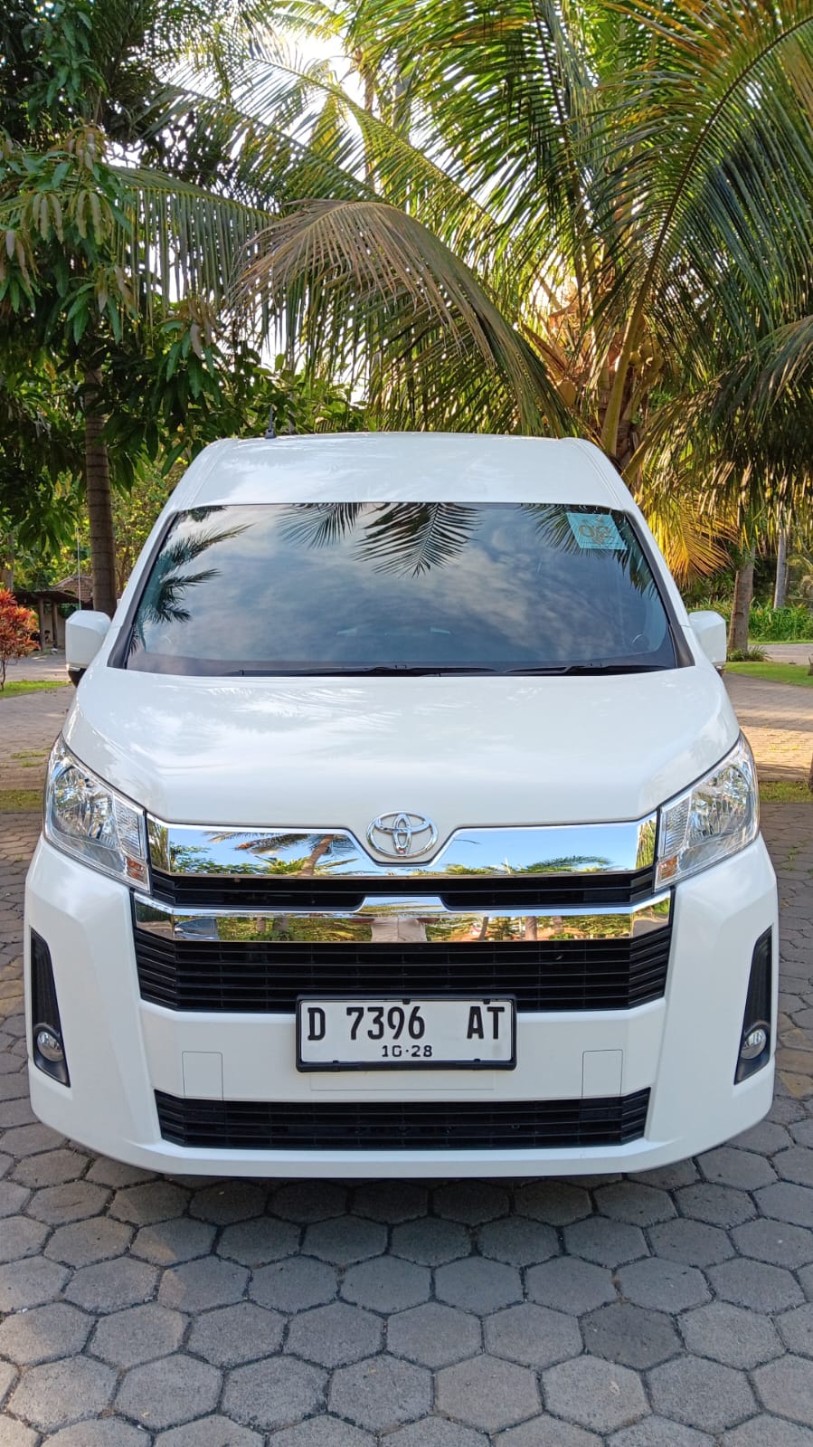 TOYOTA HIACE PREMIO DI BANYUWANGI 2024