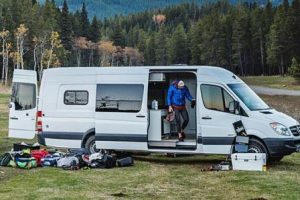 Pilihan Hiace Sewa Banyuwangi