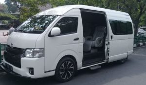Sewa-Hiace-Pariwisata-Jakarta-Murah-1024x597-1 Sewa Hiace untuk Liburan Seru di Banyuwangi